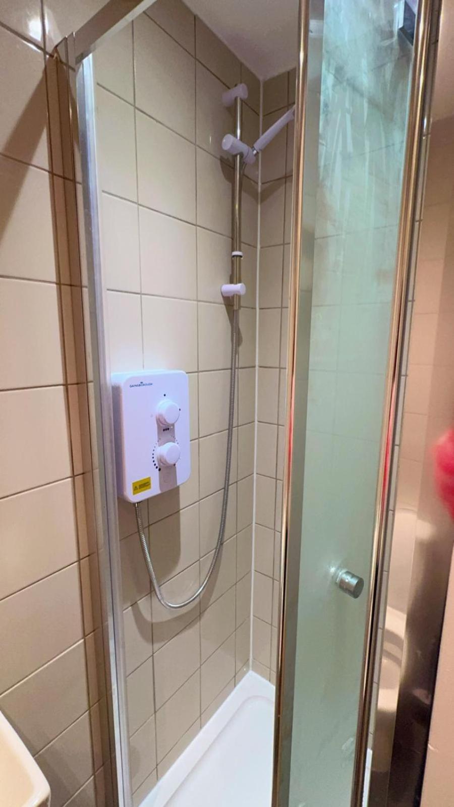 Apartment M18 Escape